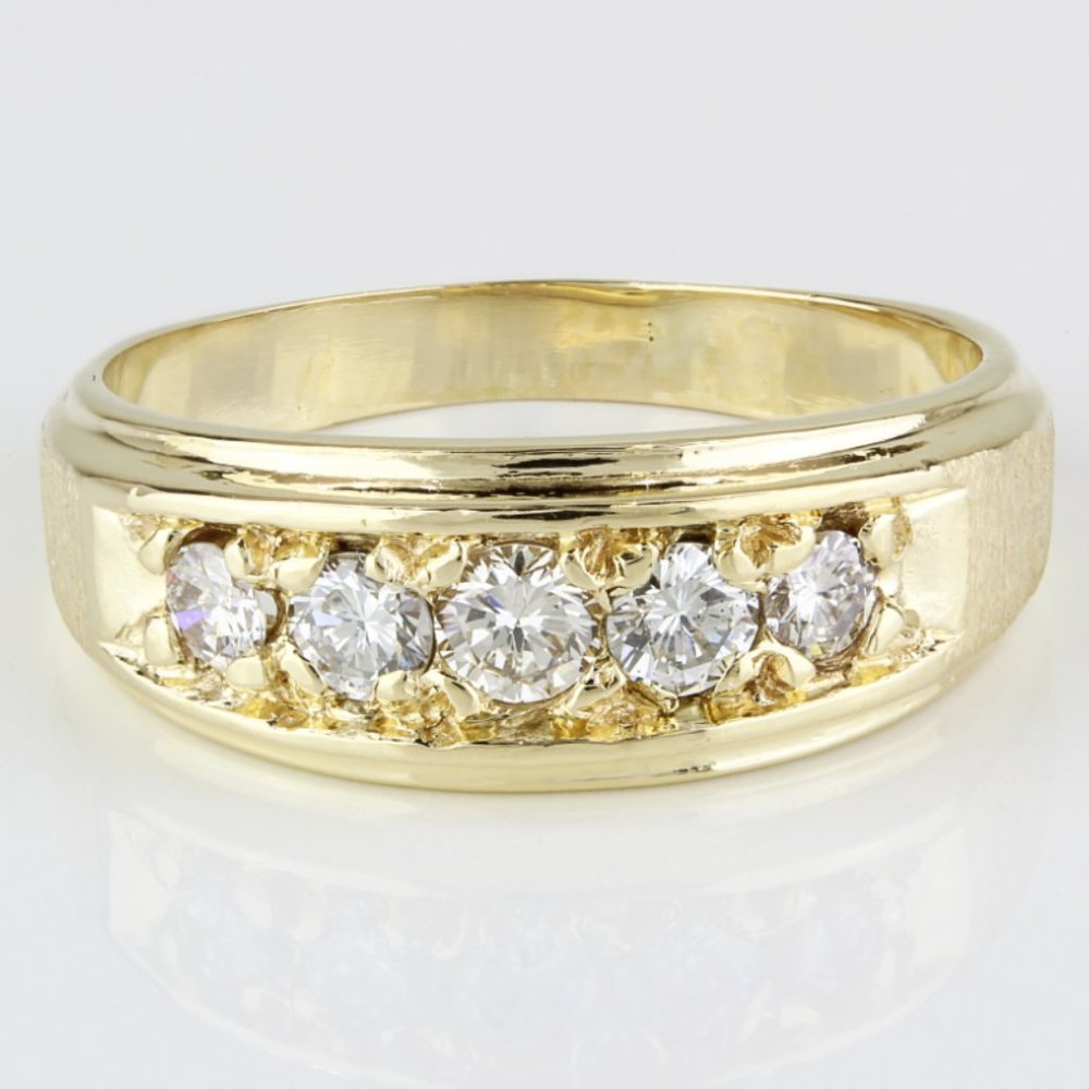 Vintage 14k Yellow Gold Diamond Wedding Ring Band
